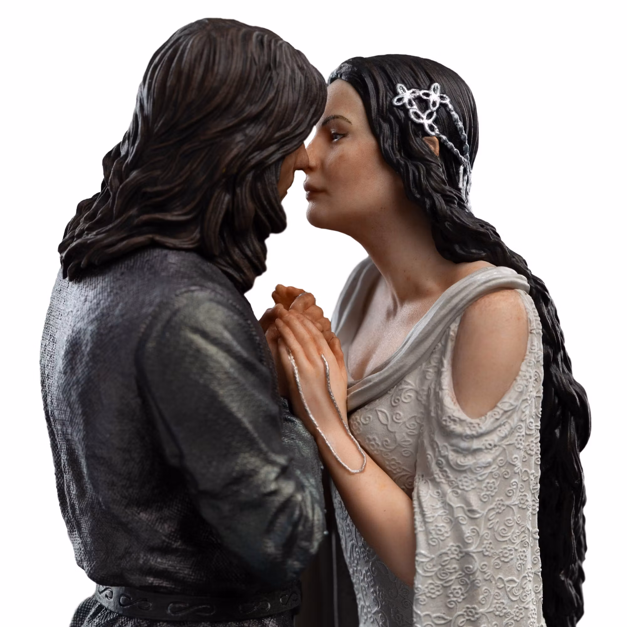 The Lord of the Rings Aragorn & Arwen Miniature Statue