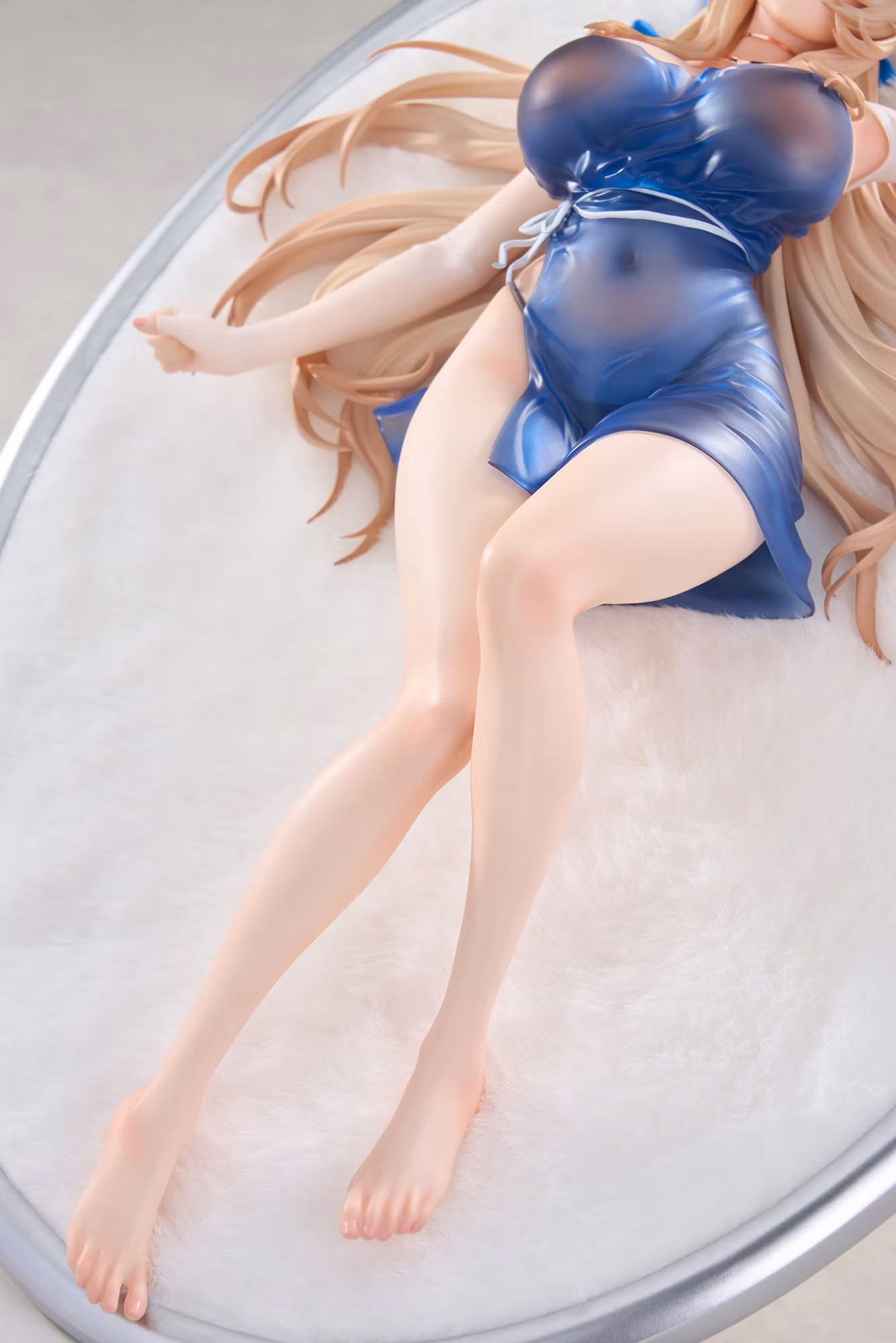 Brown Dust 2 Wilhelmina (Water Park Queen) 1/7 Scale Figure (With Bonus)