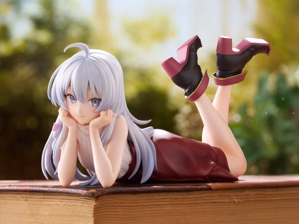 Wandering Witch: The Journey of Elaina Elaina (Lying Down Ver.) Noodle Stopper Figure