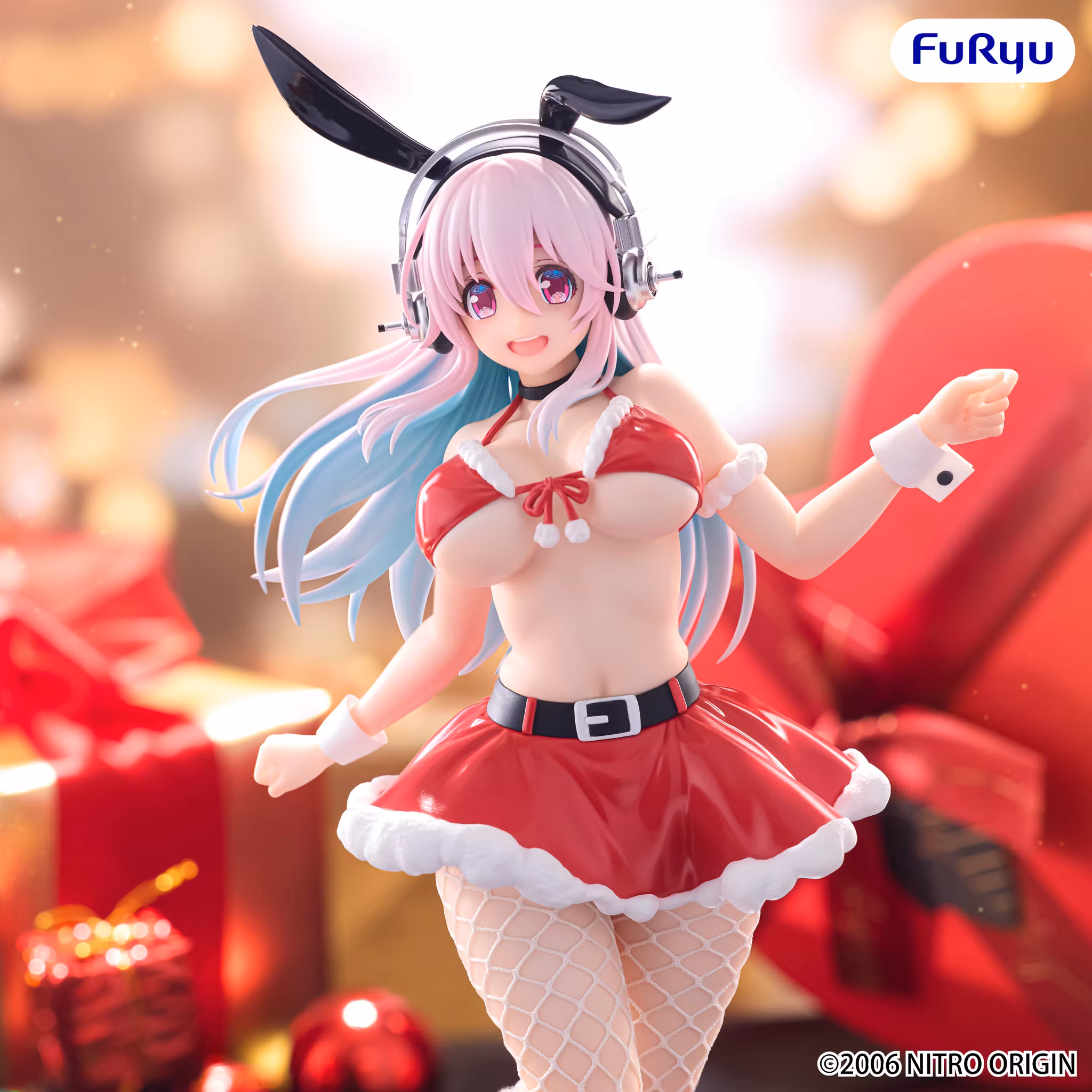 Nitroplus BiCute Bunnies Super Sonico (Santa Ver.) Figure