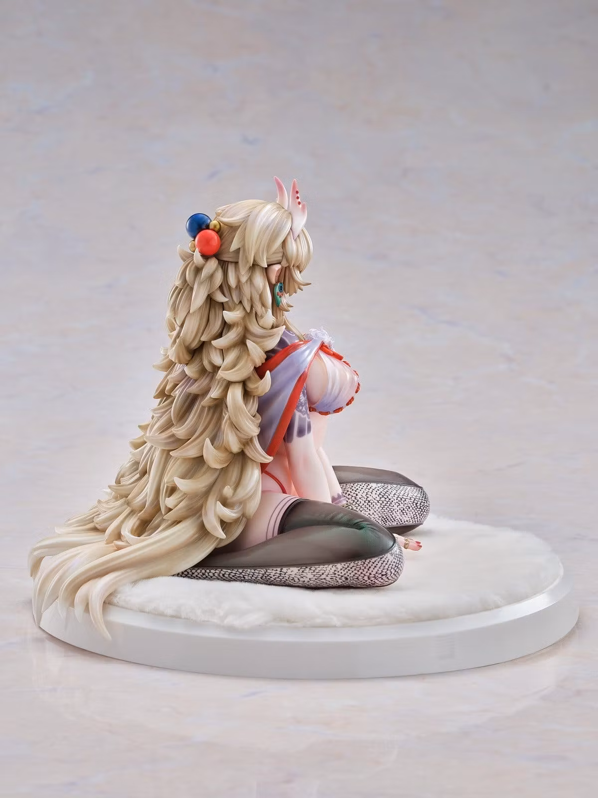 (18+) Kirin Honne 1/6 Scale Figure