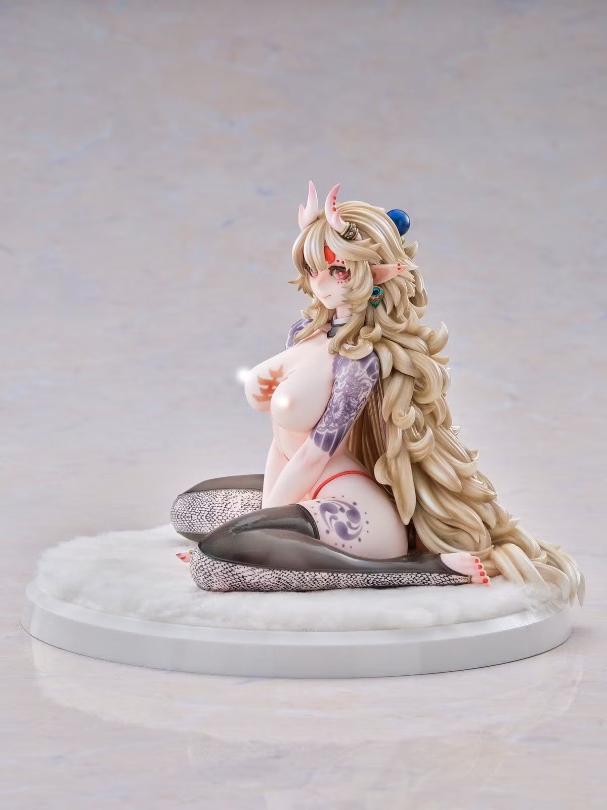 (18+) Kirin Honne 1/6 Scale Figure