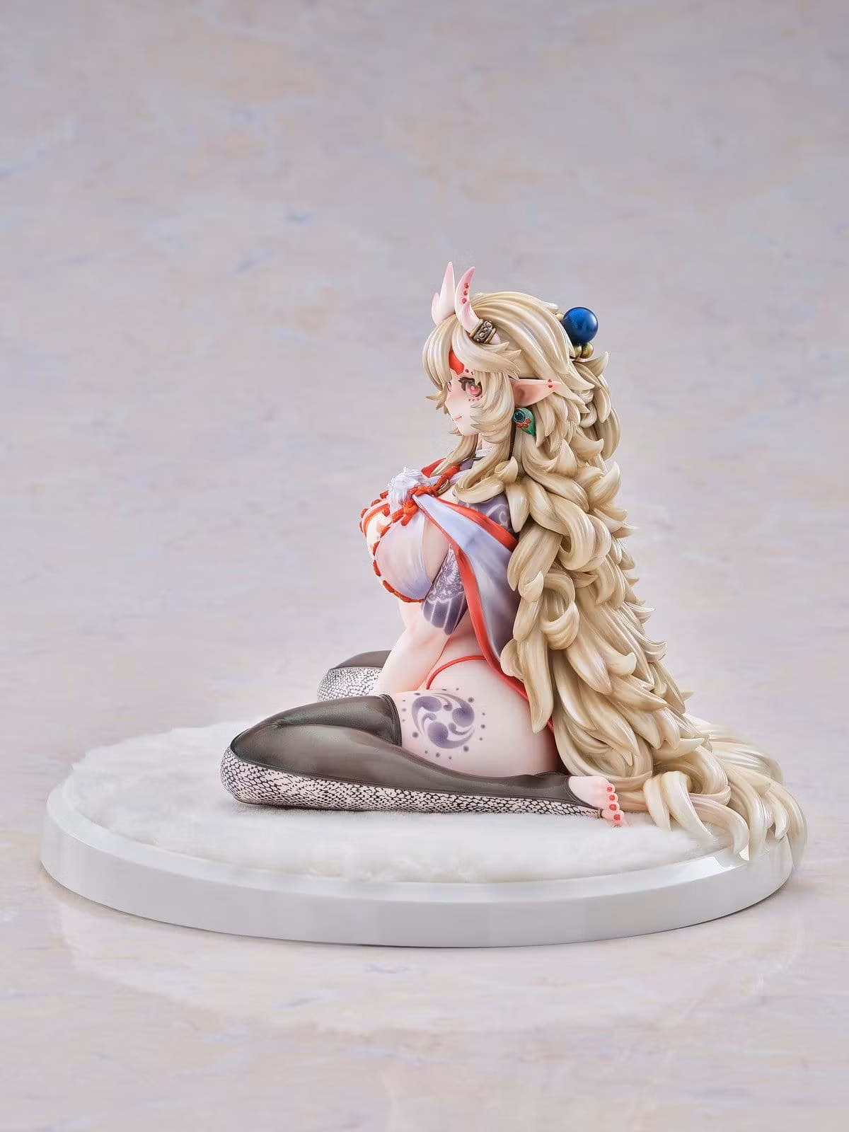 (18+) Kirin Honne 1/6 Scale Figure