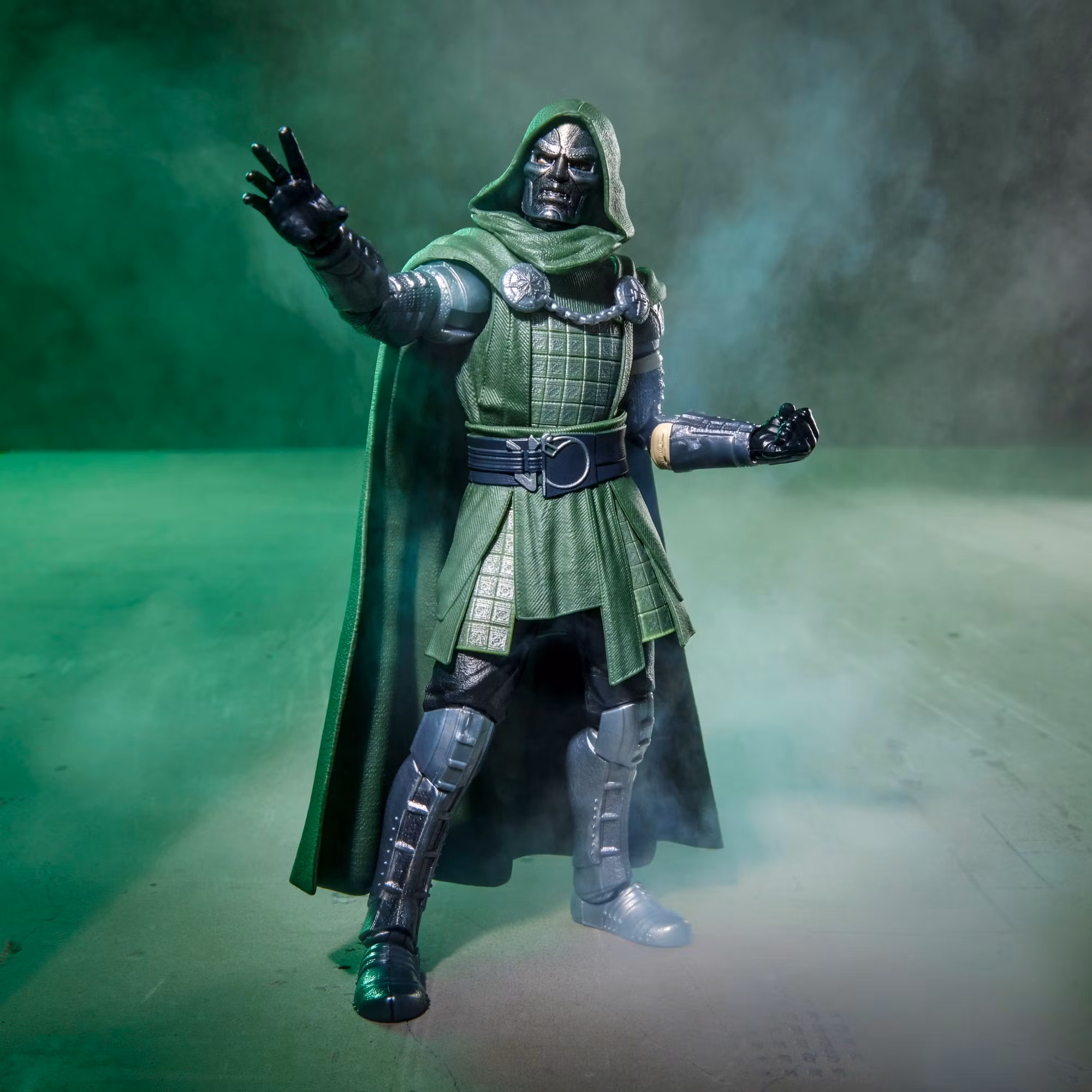 Avengers: Doomsday Marvel Legends Doctor Doom Action Figure