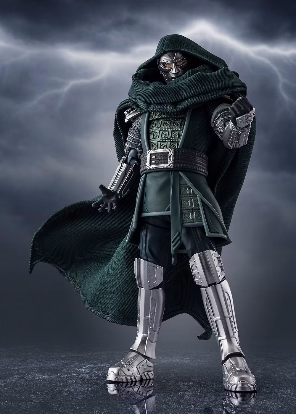 Avengers: Doomsday S.H.Figuarts Doctor Doom Action Figure