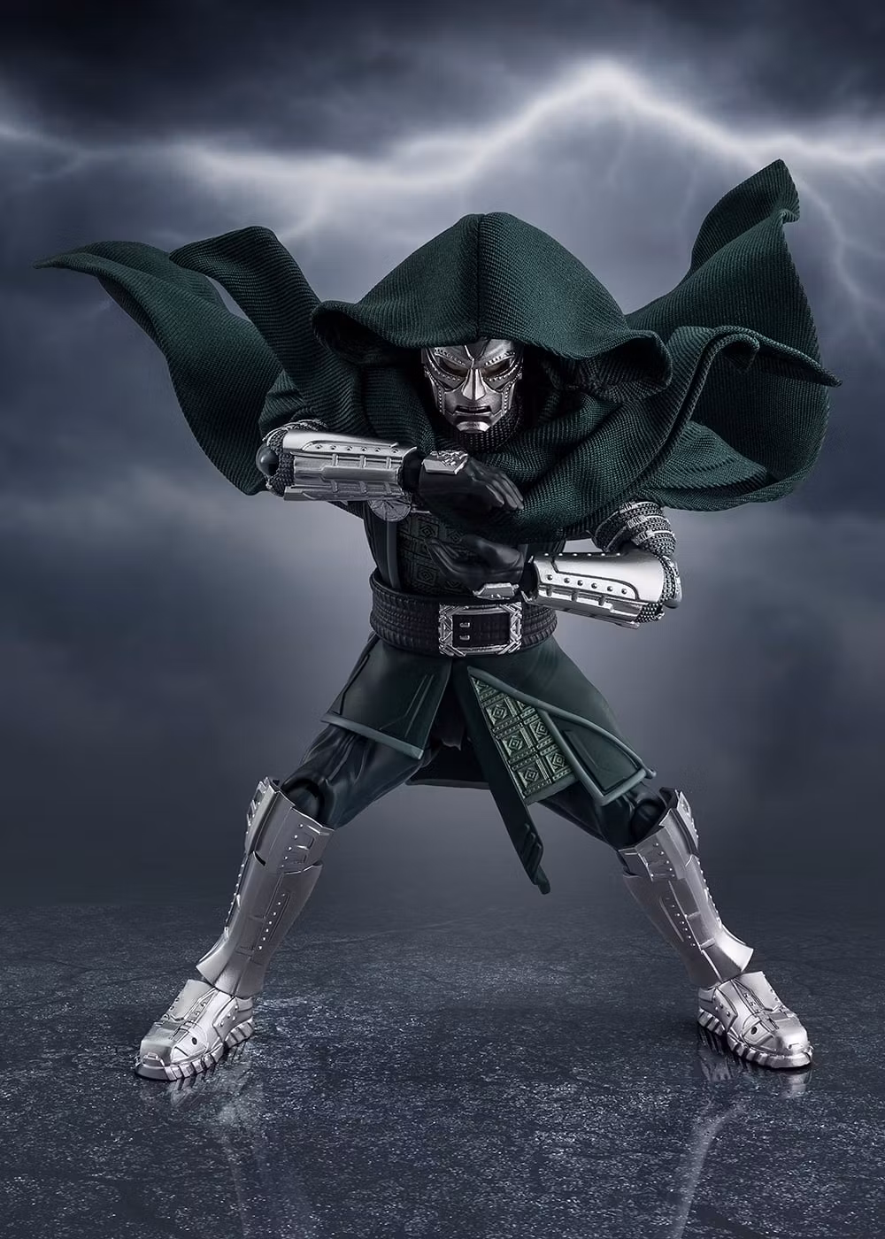 Avengers: Doomsday S.H.Figuarts Doctor Doom Action Figure