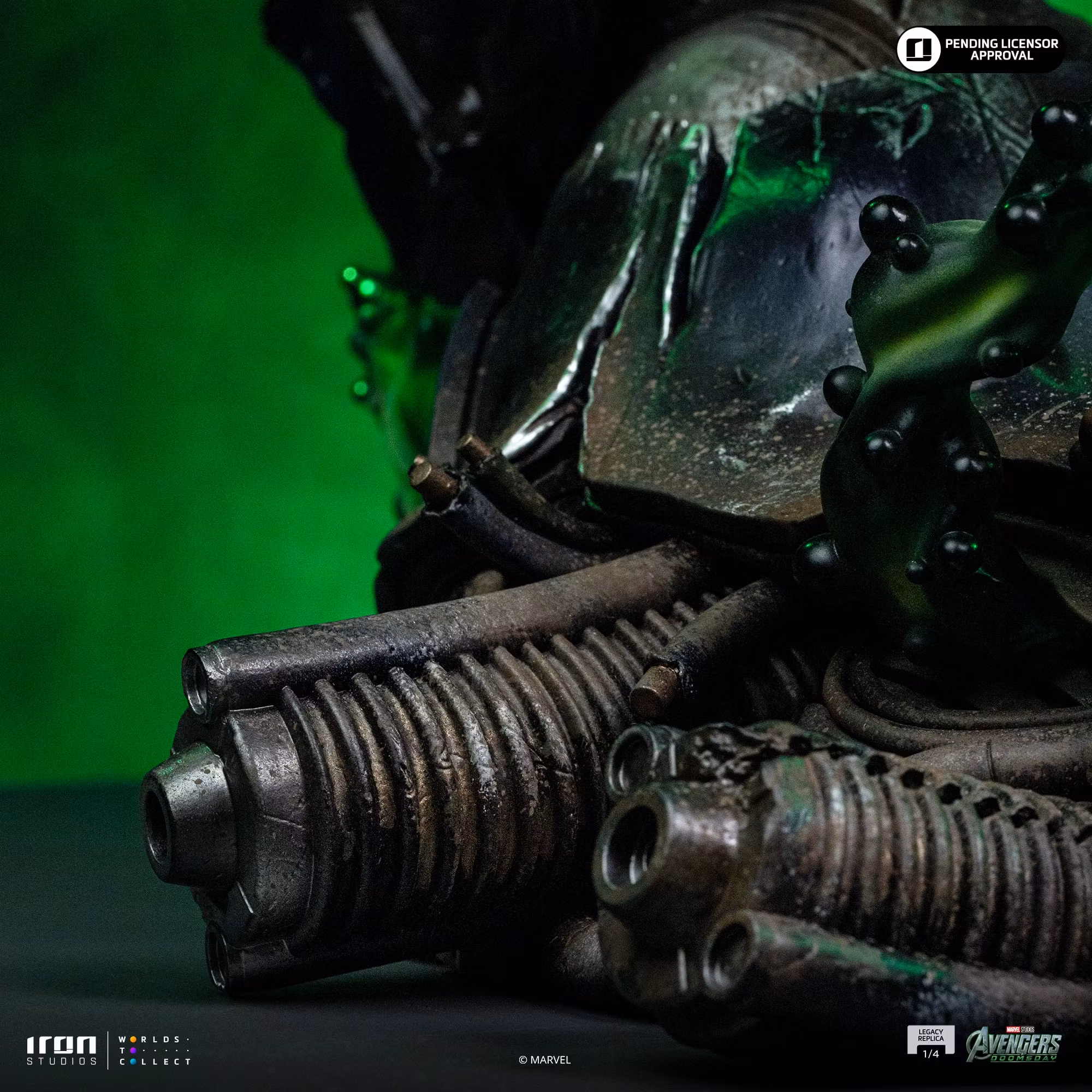 Avengers: Doomsday Legacy Replica Doctor Doom 1/4 Scale Statue