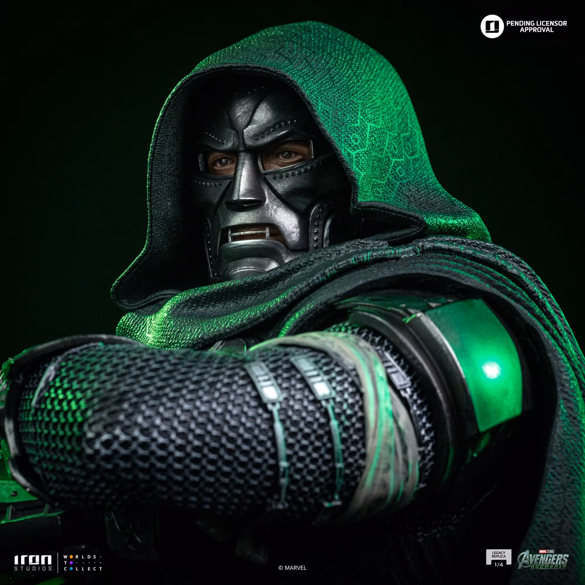 Avengers: Doomsday Legacy Replica Doctor Doom 1/4 Scale Statue