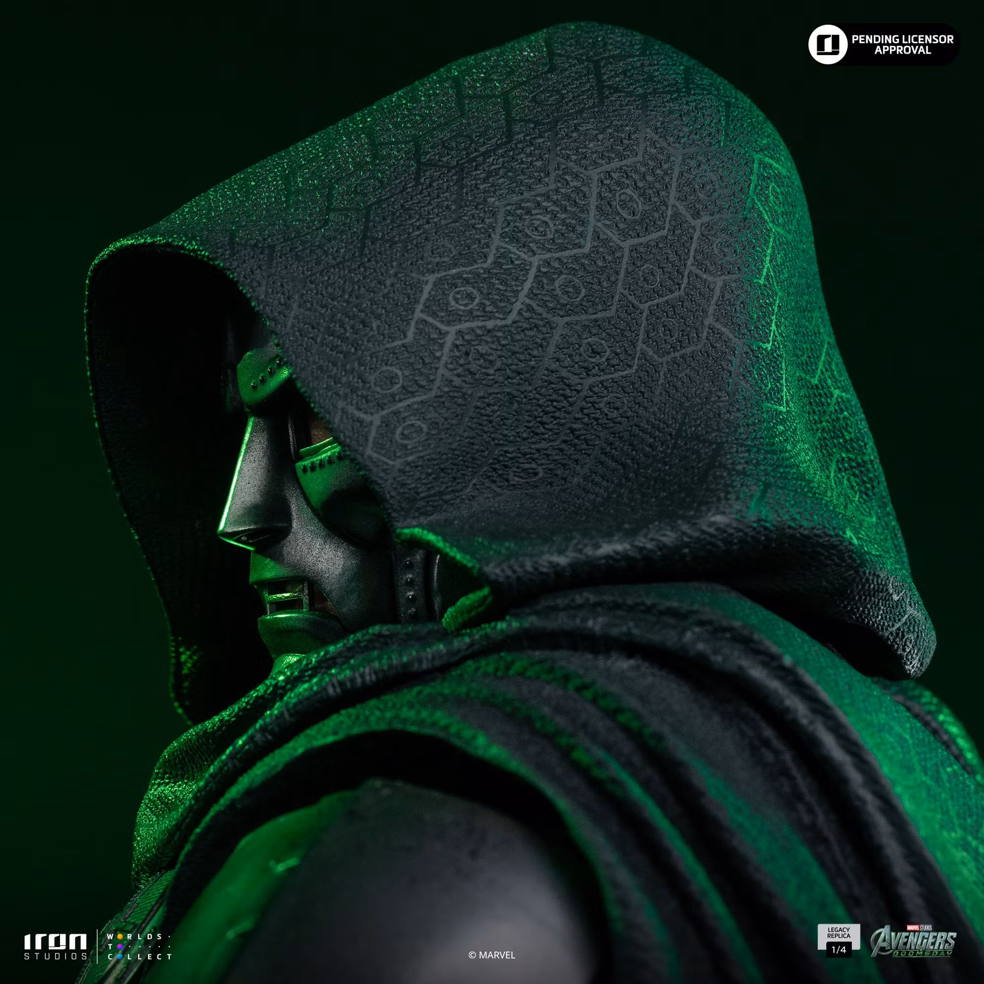 Avengers: Doomsday Legacy Replica Doctor Doom 1/4 Scale Statue