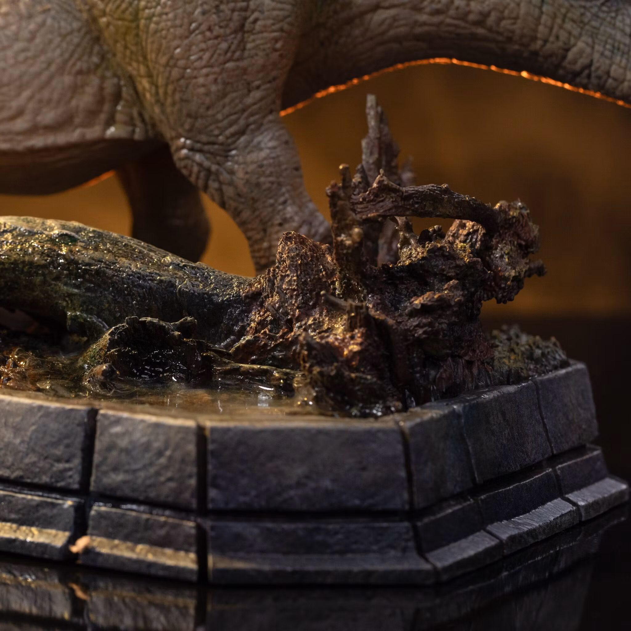 The Lost World: Jurassic Park Icons Stegosaurus Statue