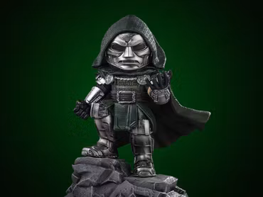 Avengers: Doomsday MiniCo Doctor Doom Figure