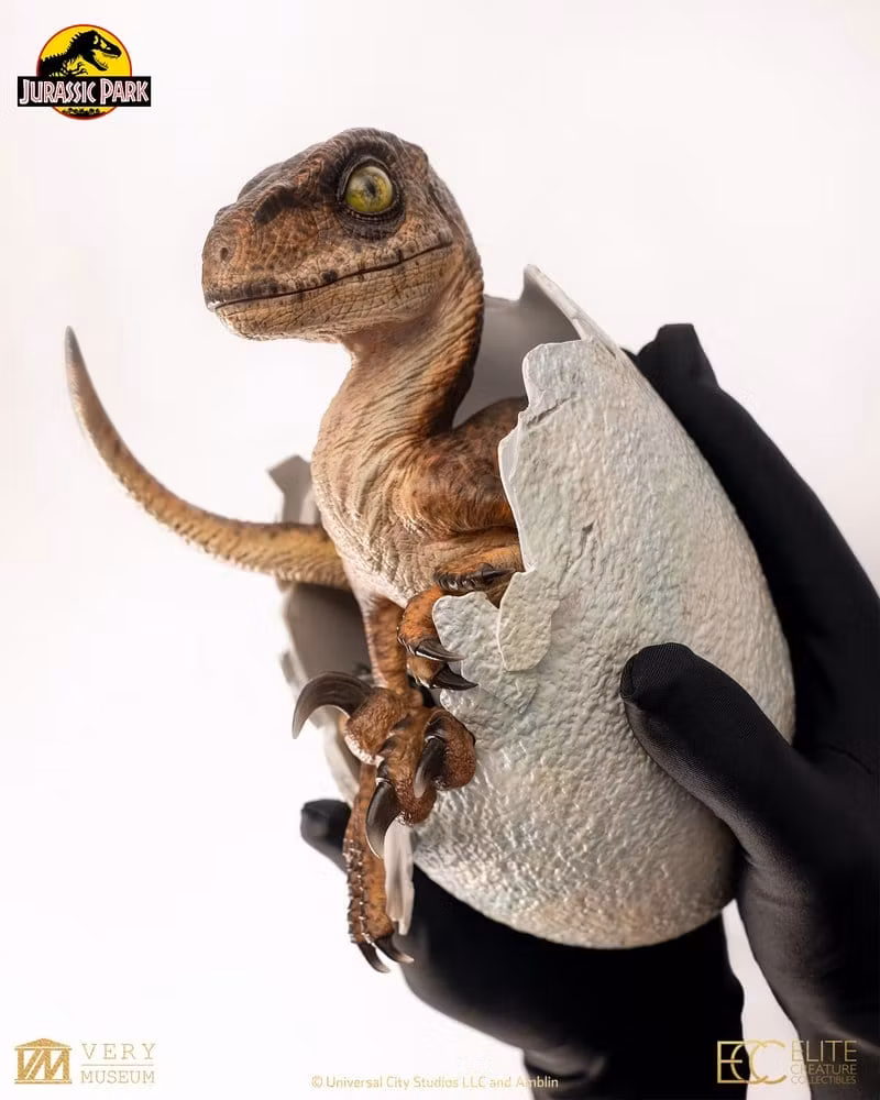 Jurassic Park Replica Bust Velociraptor Hatching Egg
