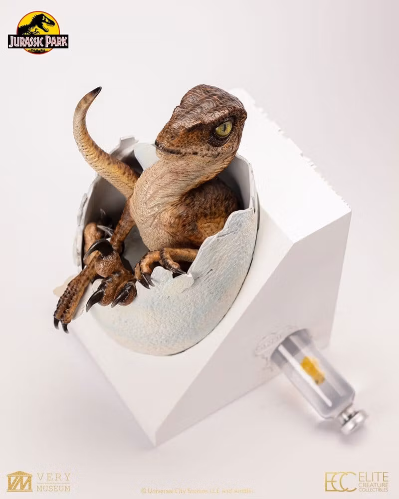Jurassic Park Replica Bust Velociraptor Hatching Egg