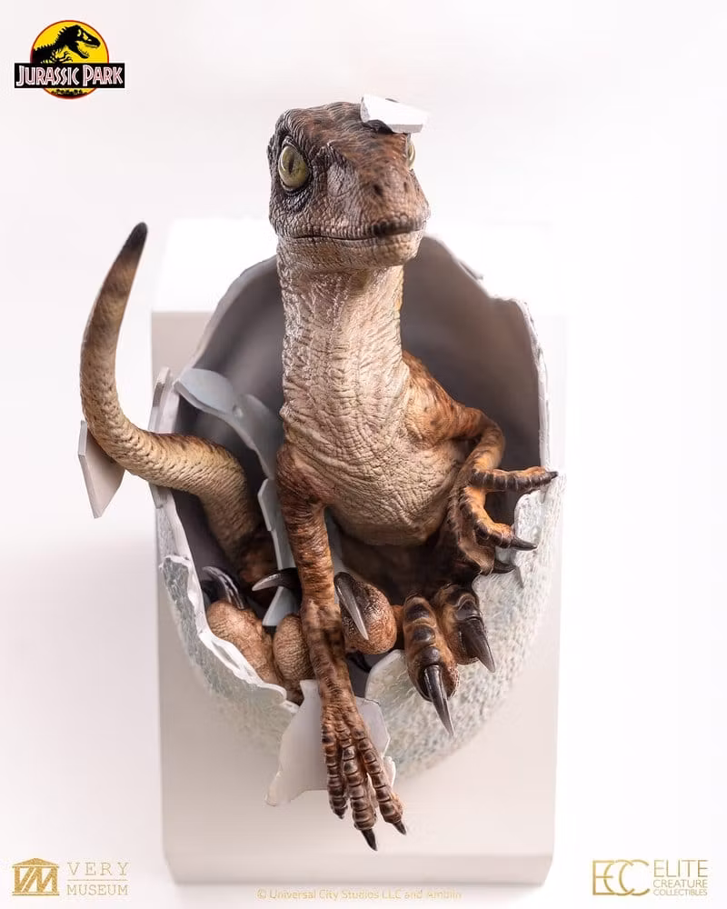 Jurassic Park Replica Bust Velociraptor Hatching Egg