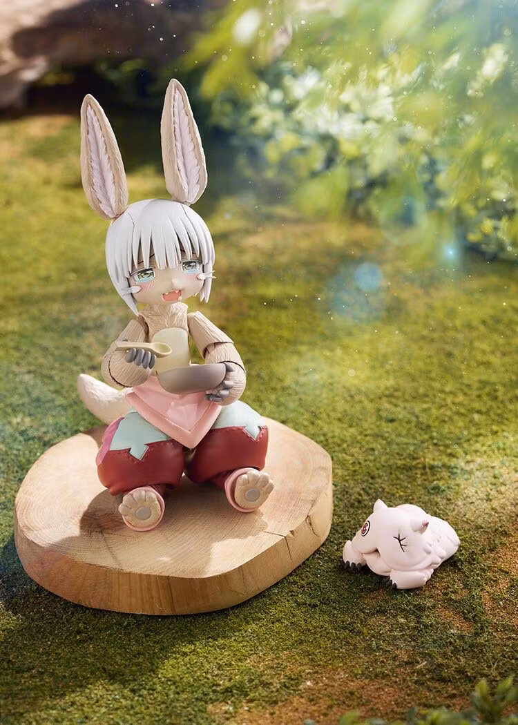 Made in Abyss: The Golden City of the Scorching Sun Figma Nanachi Action Figure