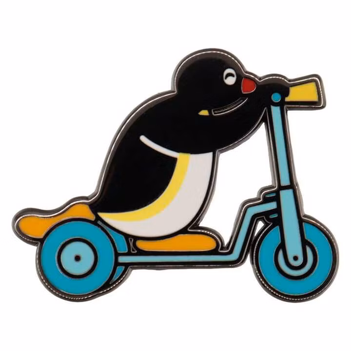 Pingu Mystery Pin Badges Blind Box Display (12)