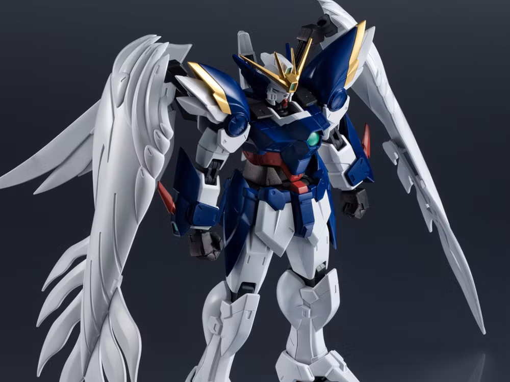 Mobile Suit Gundam Wing: Endless Waltz Gundam Universe XXXG-00W0 Wing Gundam Zero EW (Renewal) Action Figure