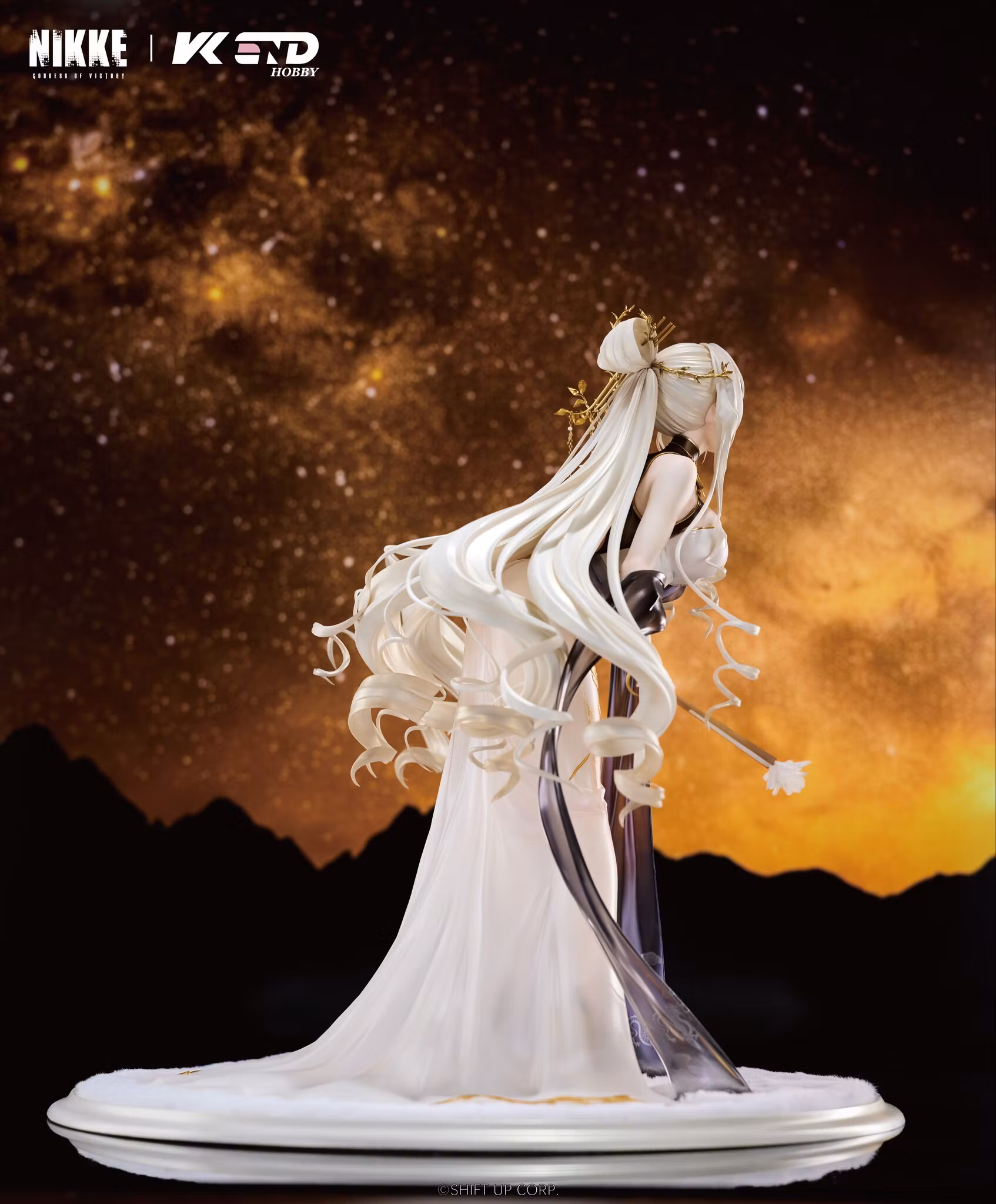 Goddess of Victory: Nikke Crown: Glorious Flower 1/4 Scale Figure (With Bonus)