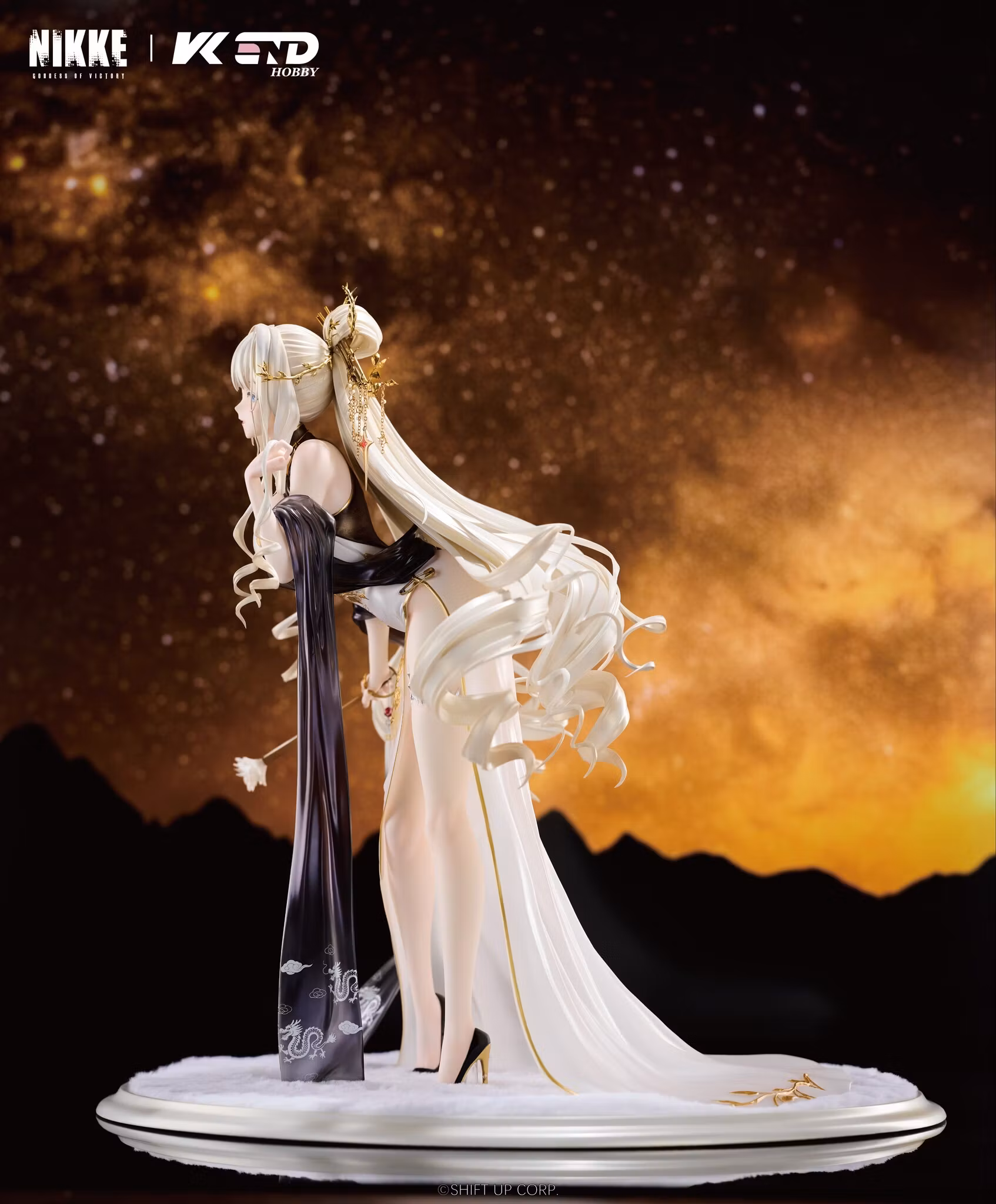 Goddess of Victory: Nikke Crown: Glorious Flower 1/4 Scale Figure (With Bonus)