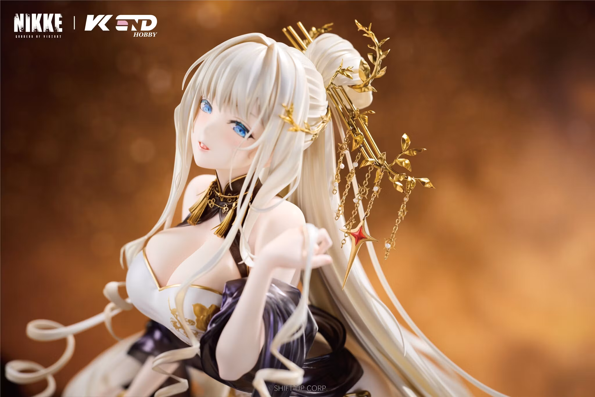 Goddess of Victory: Nikke Crown: Glorious Flower 1/4 Scale Figure (With Bonus)