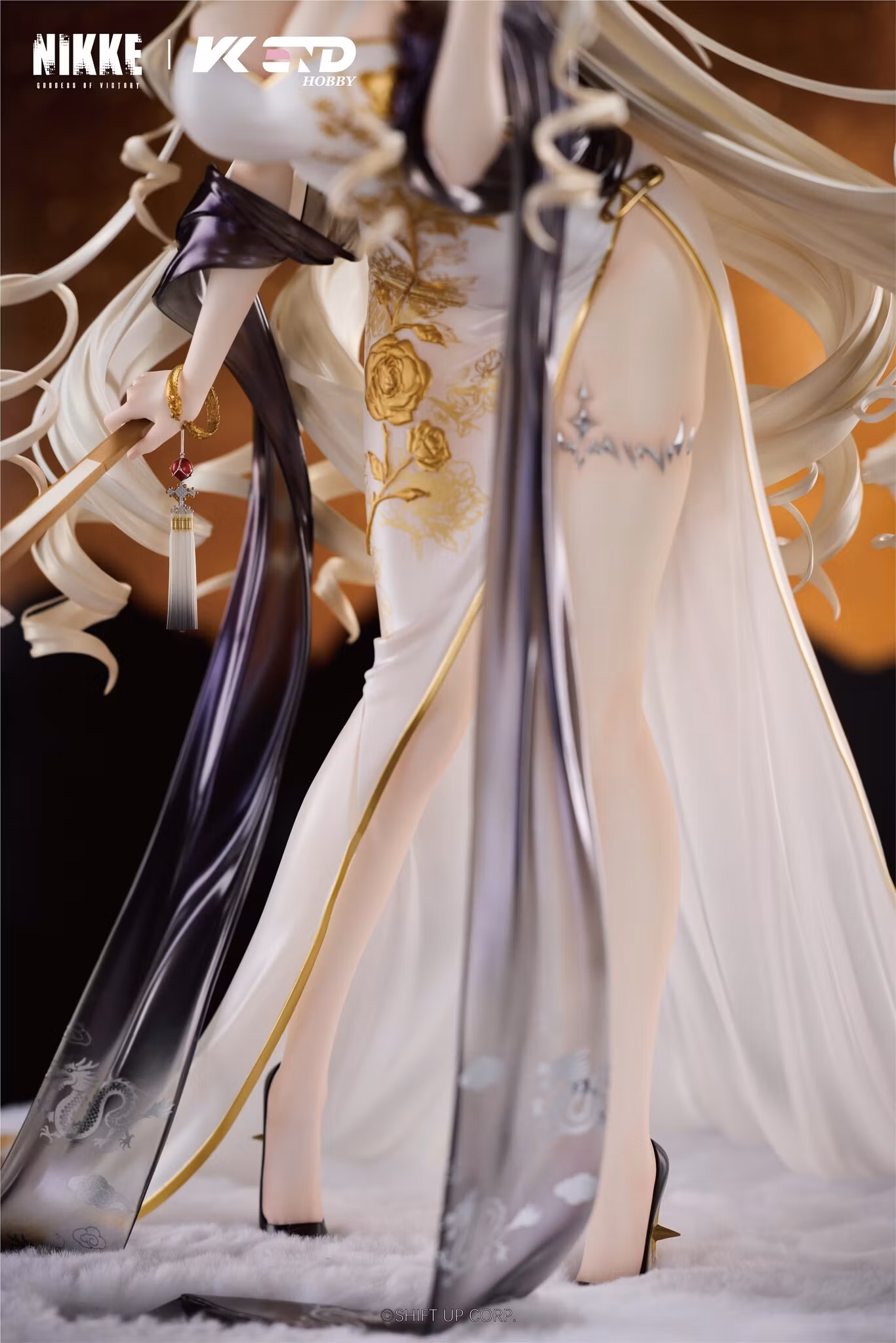 Goddess of Victory: Nikke Crown: Glorious Flower 1/4 Scale Figure (With Bonus)