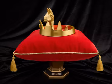 Fortnite Grand Replicas Victory Crown 1:1 Scale Replica