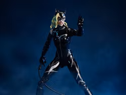 Batman Returns (1992) DC Multiverse Catwoman (Battle Damage) Action Figure (Deluxe Theatrical Edition)