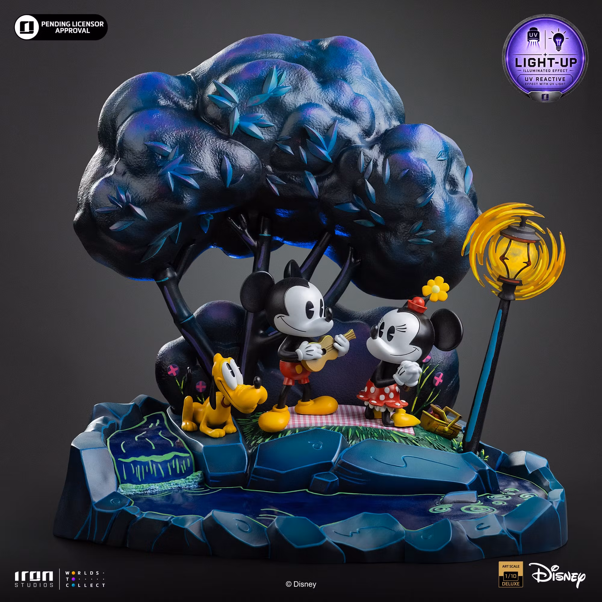 Disney Classics Mickey, Minnie and Pluto's Day at the Park (Deluxe Ver.) 1/10 Art Scale Statue