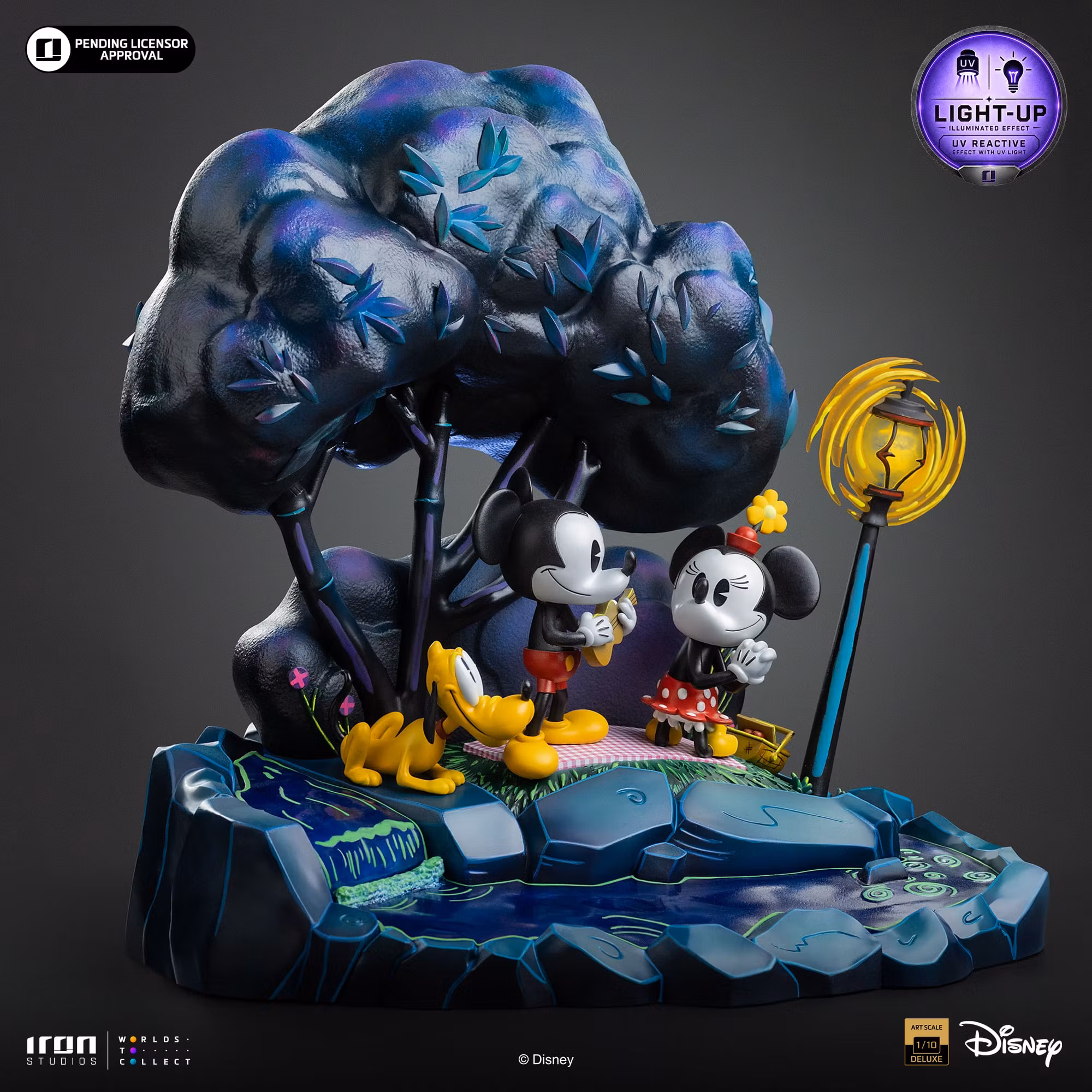 Disney Classics Mickey, Minnie and Pluto's Day at the Park (Deluxe Ver.) 1/10 Art Scale Statue