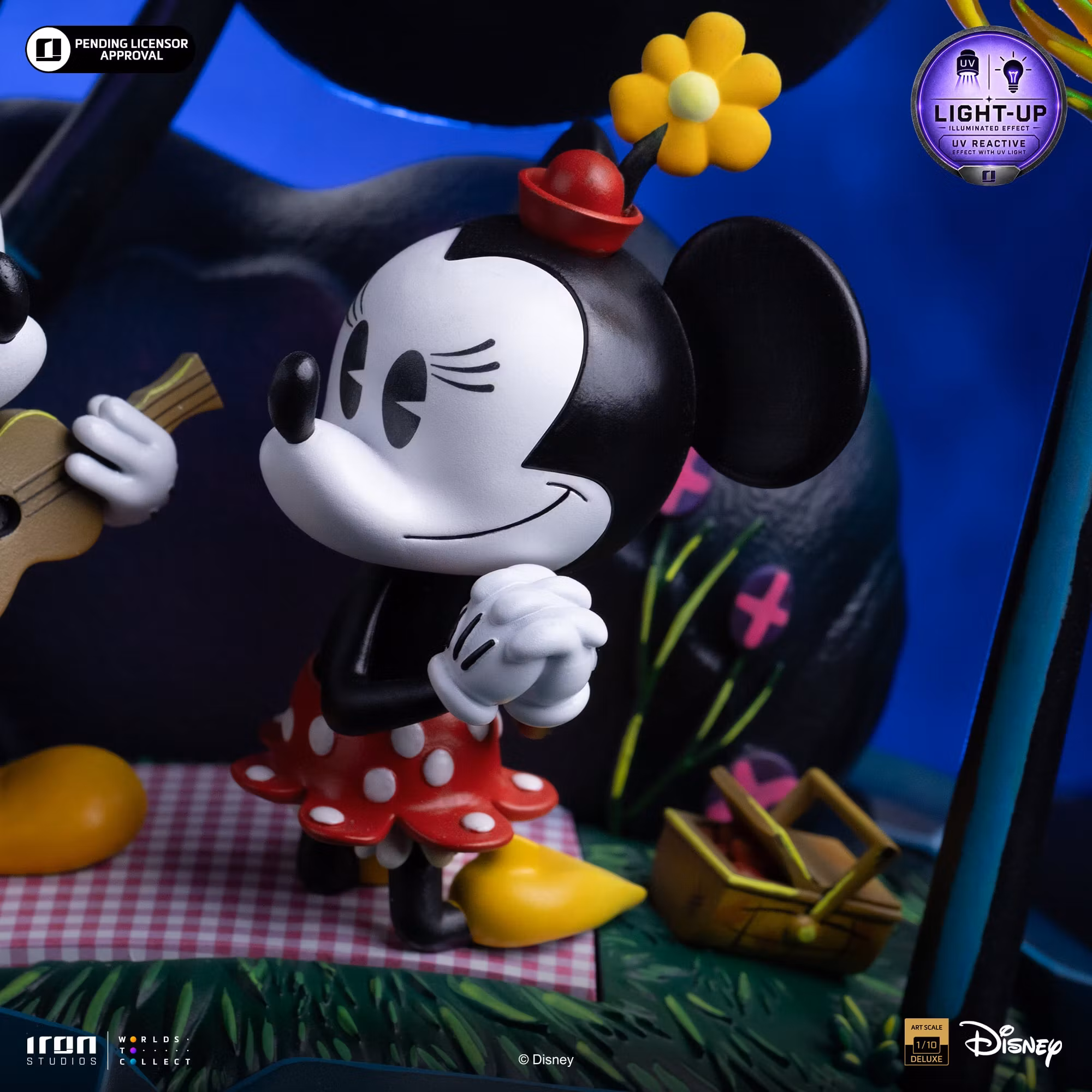 Disney Classics Mickey, Minnie and Pluto's Day at the Park (Deluxe Ver.) 1/10 Art Scale Statue
