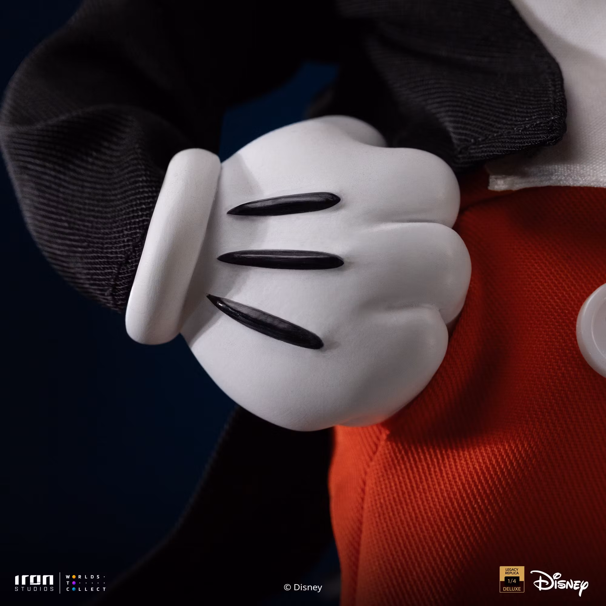 Disney Classics Walt Disney & Mickey Mouse Legacy Replica 1/4 Scale Statue