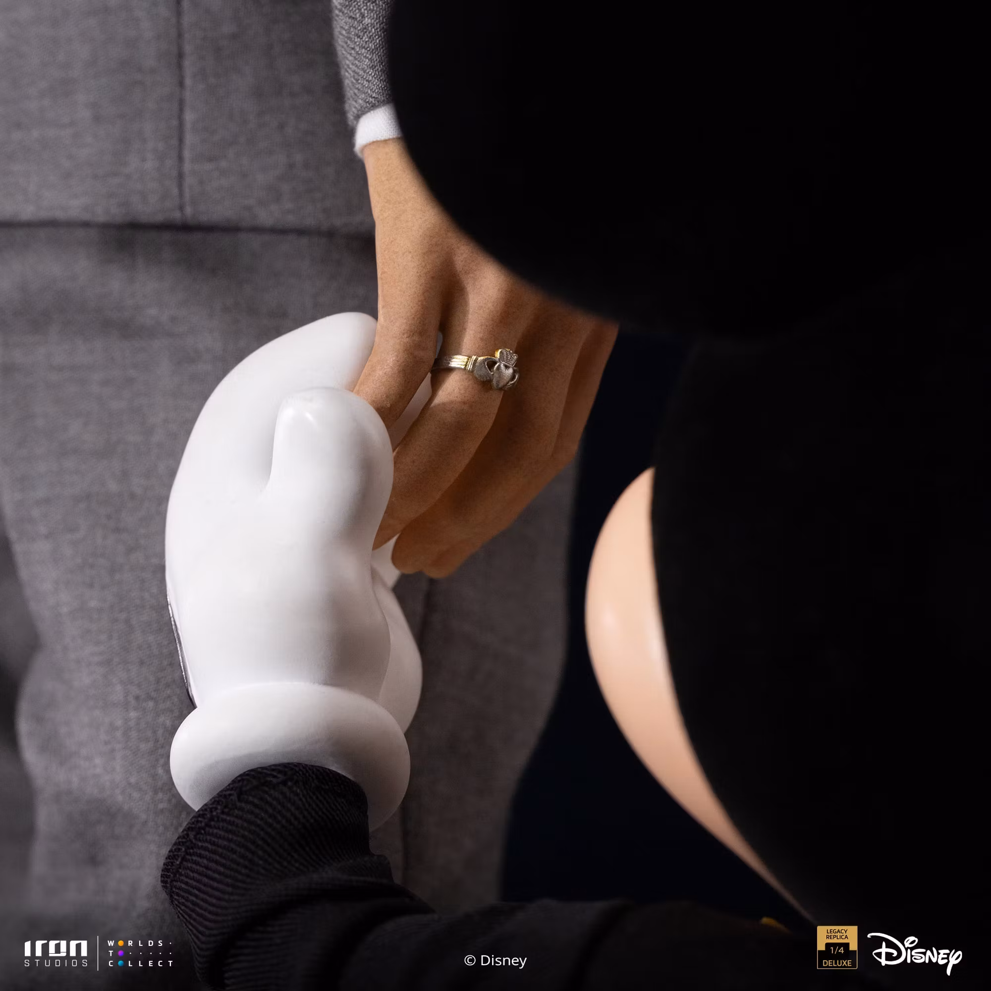 Disney Classics Walt Disney & Mickey Mouse Legacy Replica 1/4 Scale Statue