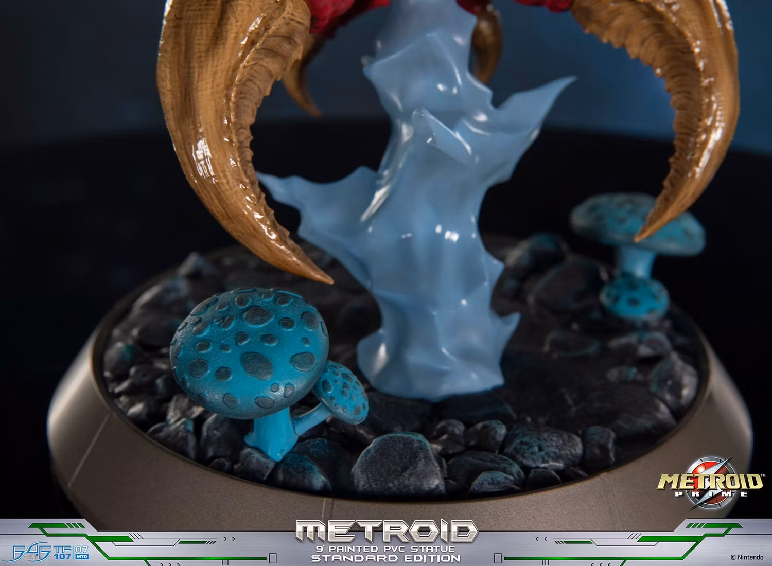 Metroid Prime Metroid Statue