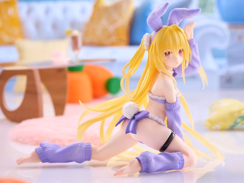 To Love-Ru Darkness MOFLOCK Golden Darkness (Fluffy Bunny Ver.) Figure