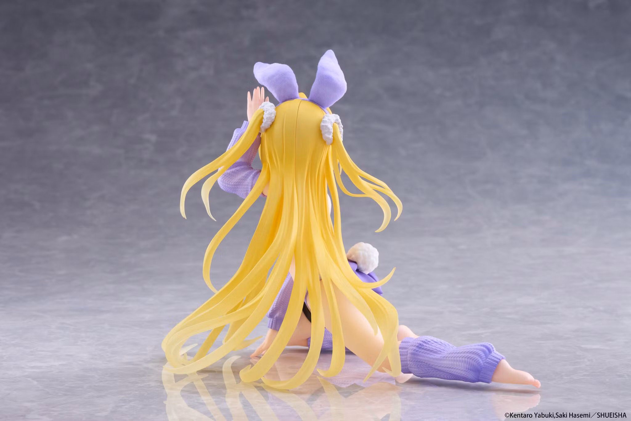 To Love-Ru Darkness MOFLOCK Golden Darkness (Fluffy Bunny Ver.) Figure