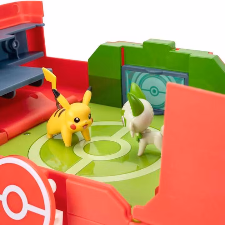 Pokemon Play 'n' Display Case