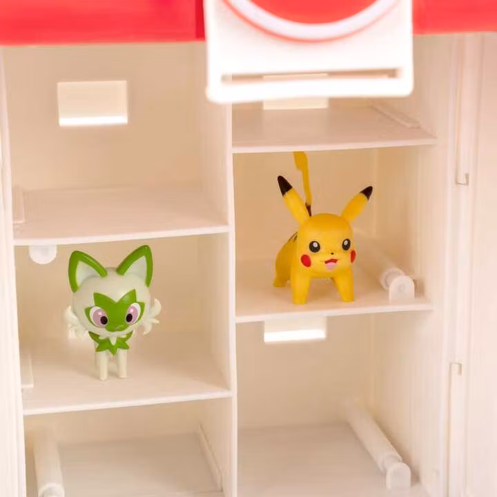 Pokemon Play 'n' Display Case