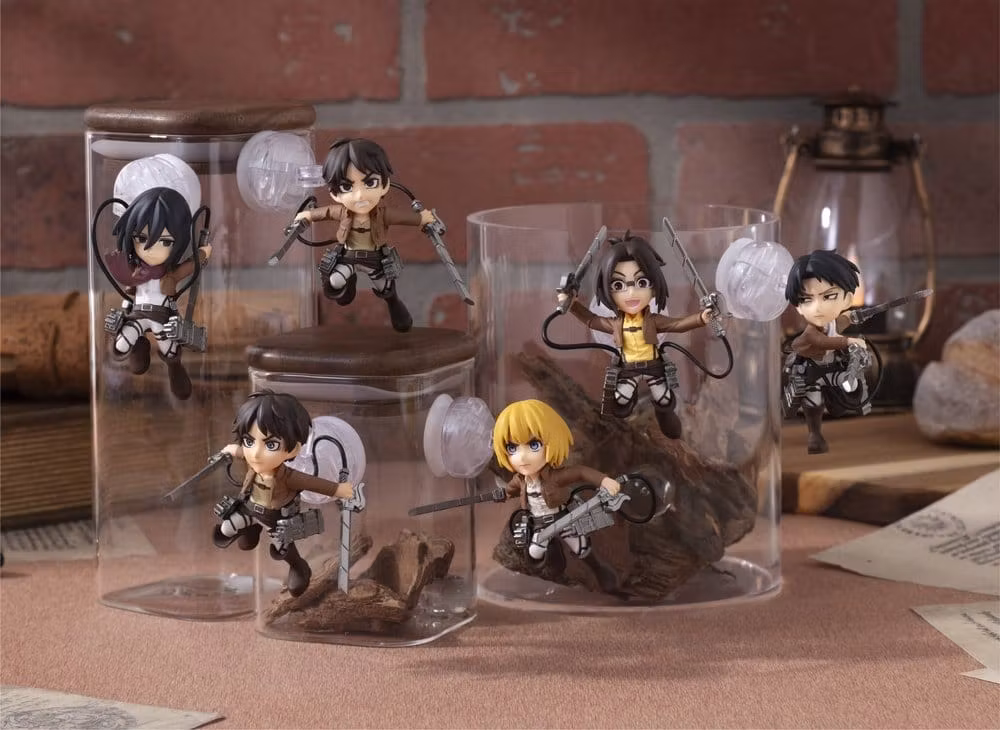 Attack on Titan Tobimas Box Set of 6 Figures