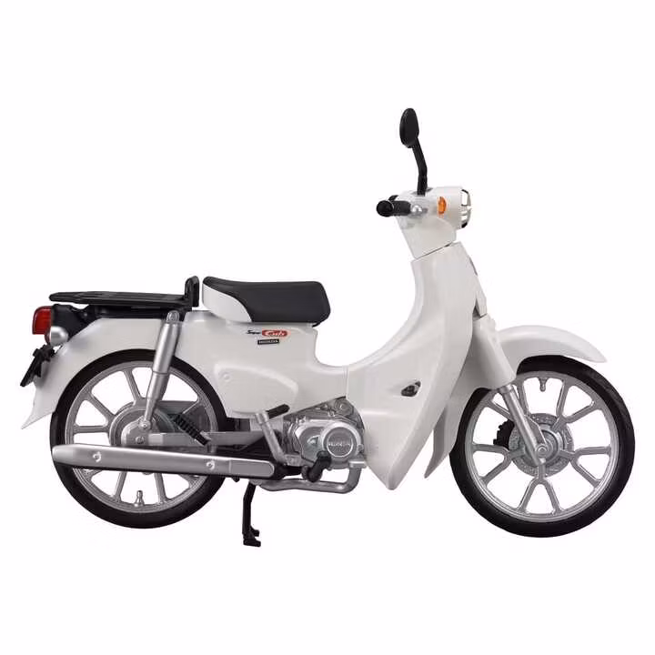 Honda Kaitanics Plastic Model Kit Super Cub 110 Classical White