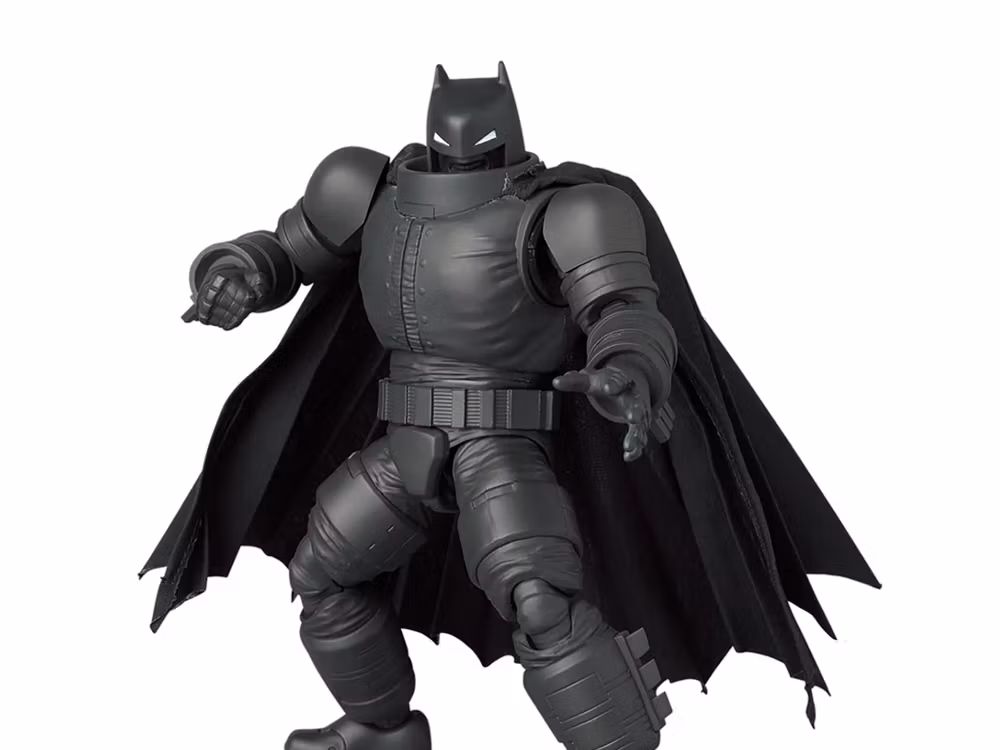 The Dark Knight Returns MAFEX No.193 Batman (The Dark Knight Falls Ver.) Action Figure