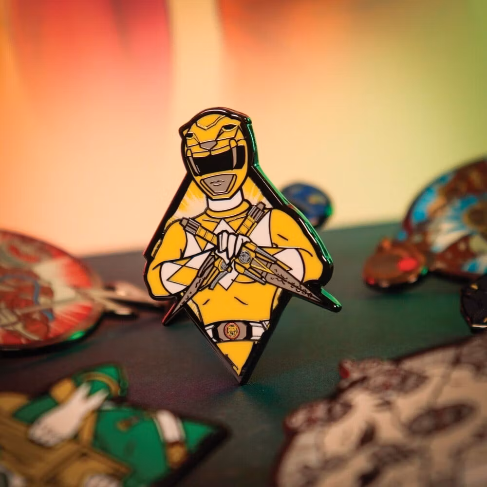 Power Rangers Box of 12 Random Pin Badges