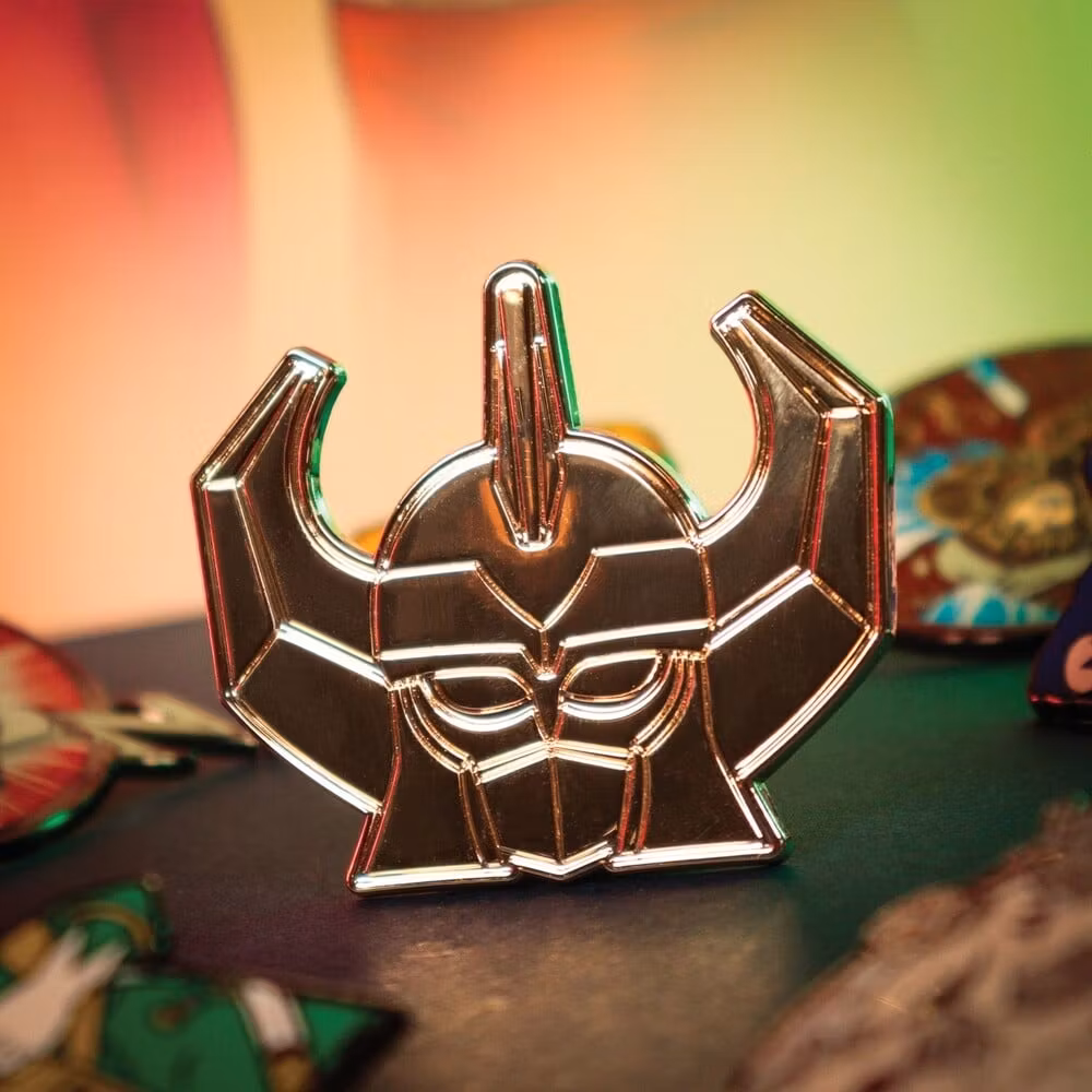 Power Rangers Box of 12 Random Pin Badges