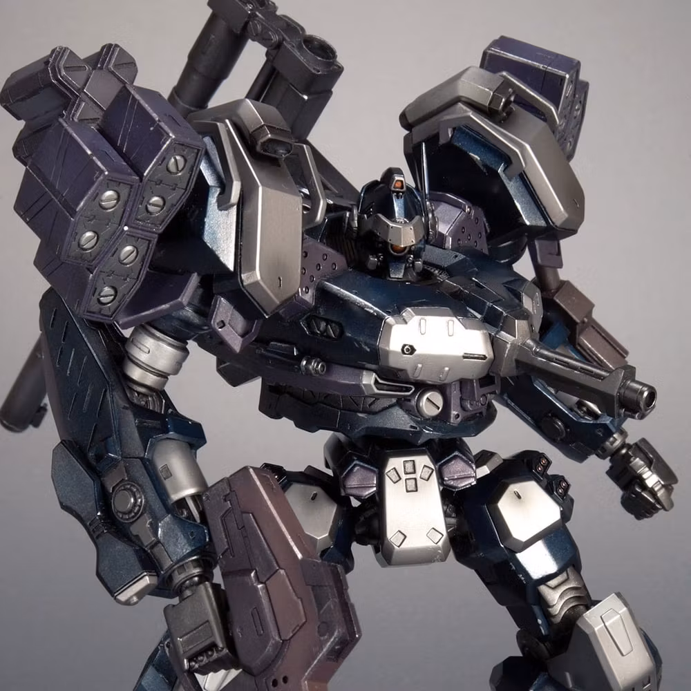 Armored Core 3: Silent Line Variable Infinity Crest CR-C75U2 (Close Quarters Ver.) 1/72 Scale Model Kit