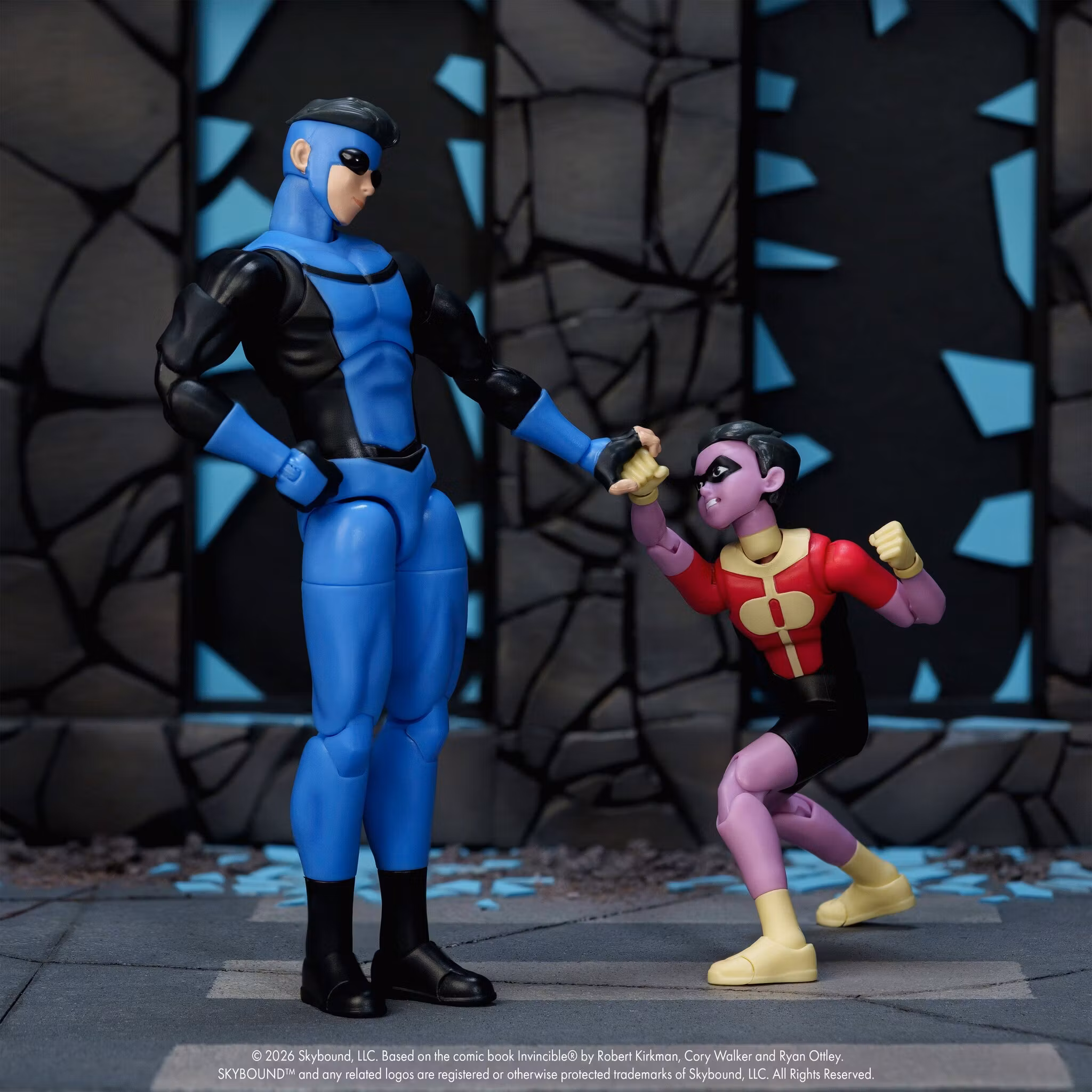 Invincible Invincible 1/12 Scale Action Figure