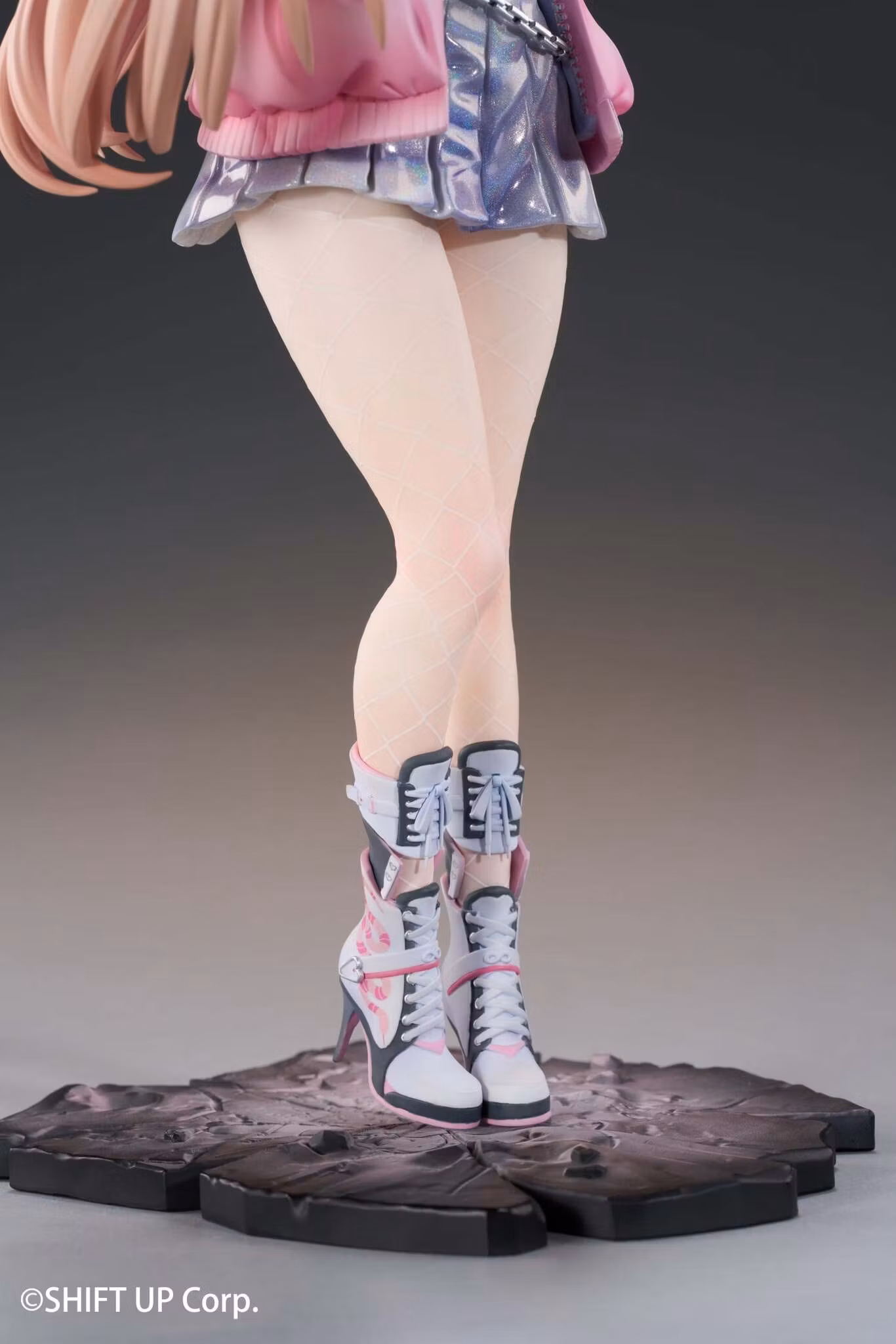 Goddess of Victory: Nikke Viper (Standard Edition) 1/7 Scale Figure