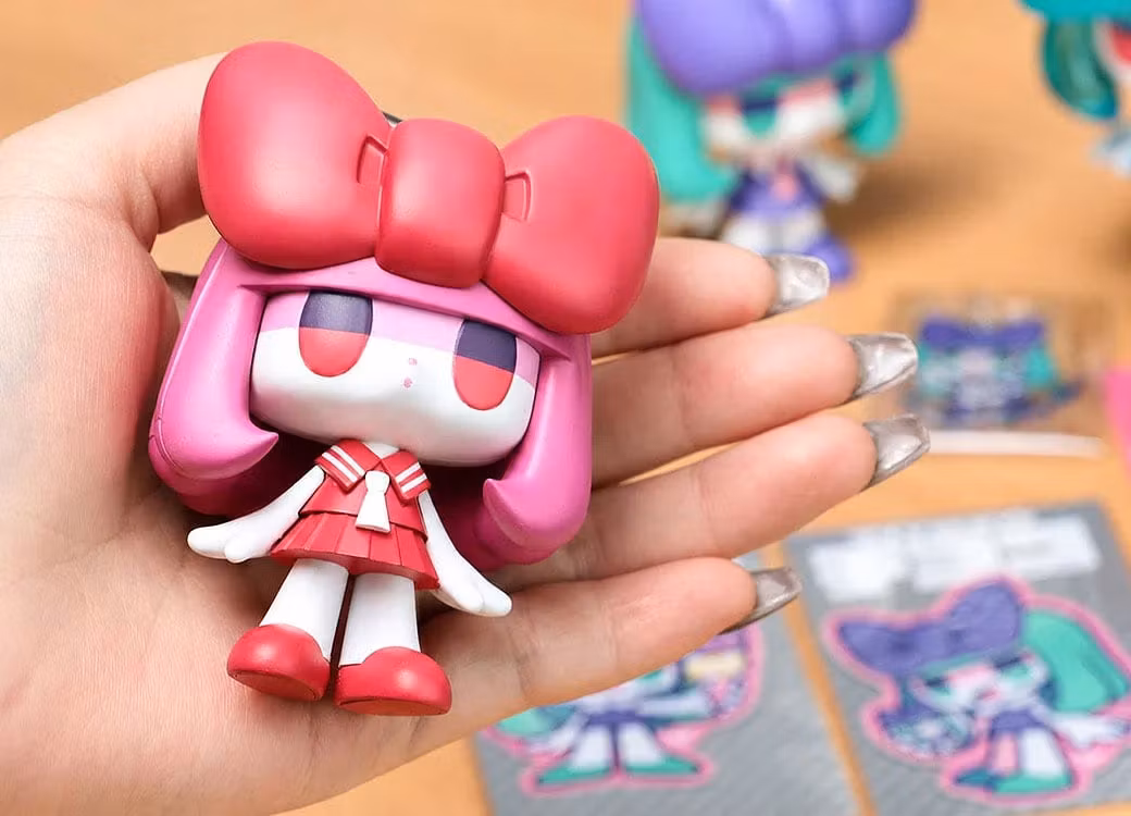 Yuri Takahashi Illustration TIYOKO (Strawberry Color) Model Kit