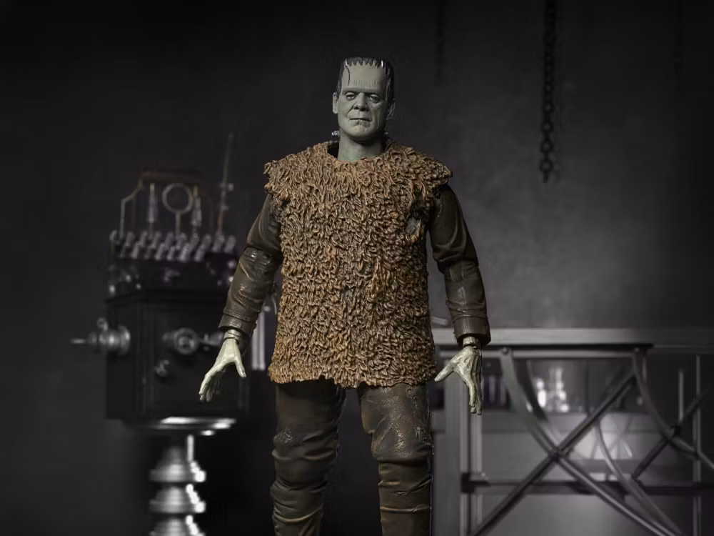 Universal Monsters Ultimate Frankenstein's Monster Action Figure