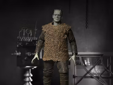 Universal Monsters Ultimate Frankenstein's Monster Action Figure
