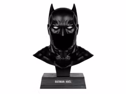 Batman: Noel Batman Cowl 1/3 Scale Replica