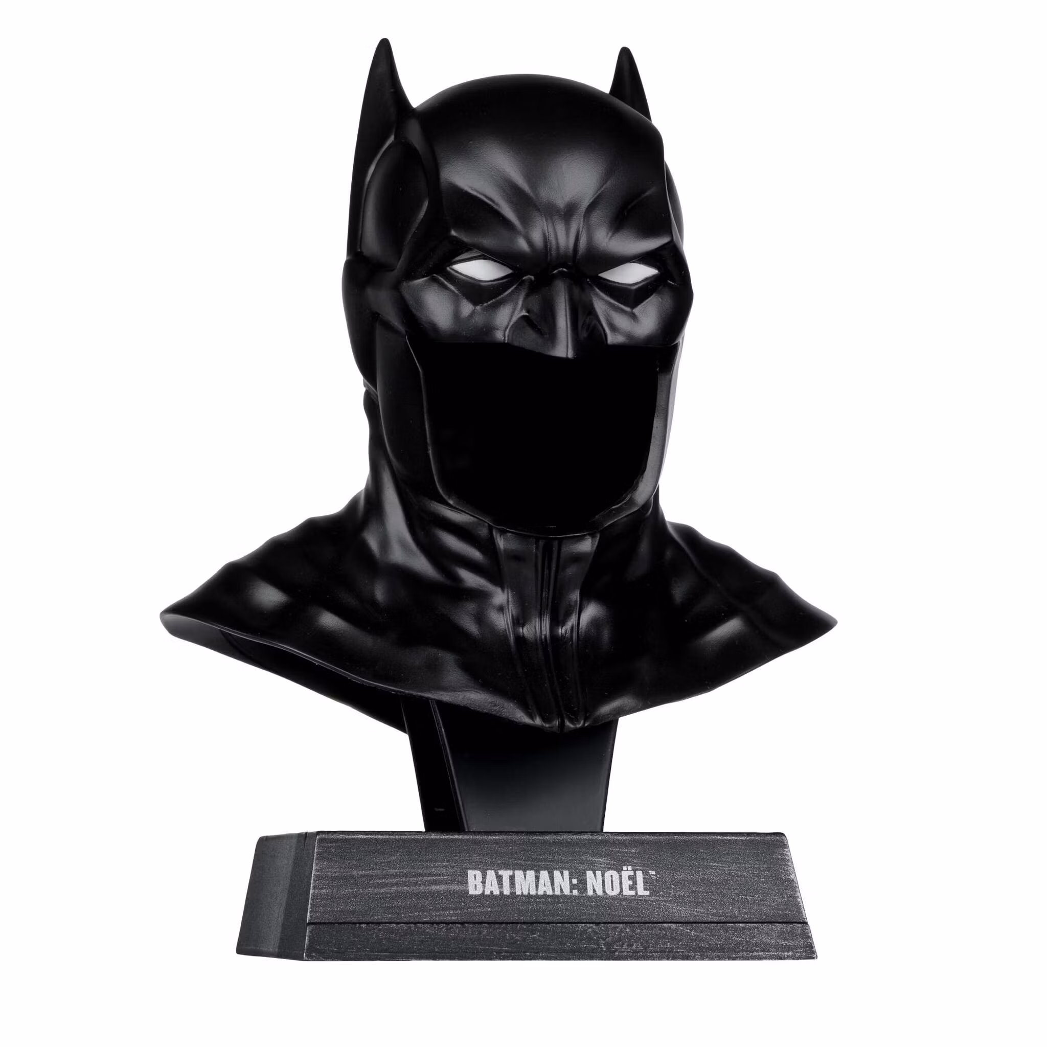 Batman: Noel Batman Cowl 1/3 Scale Replica